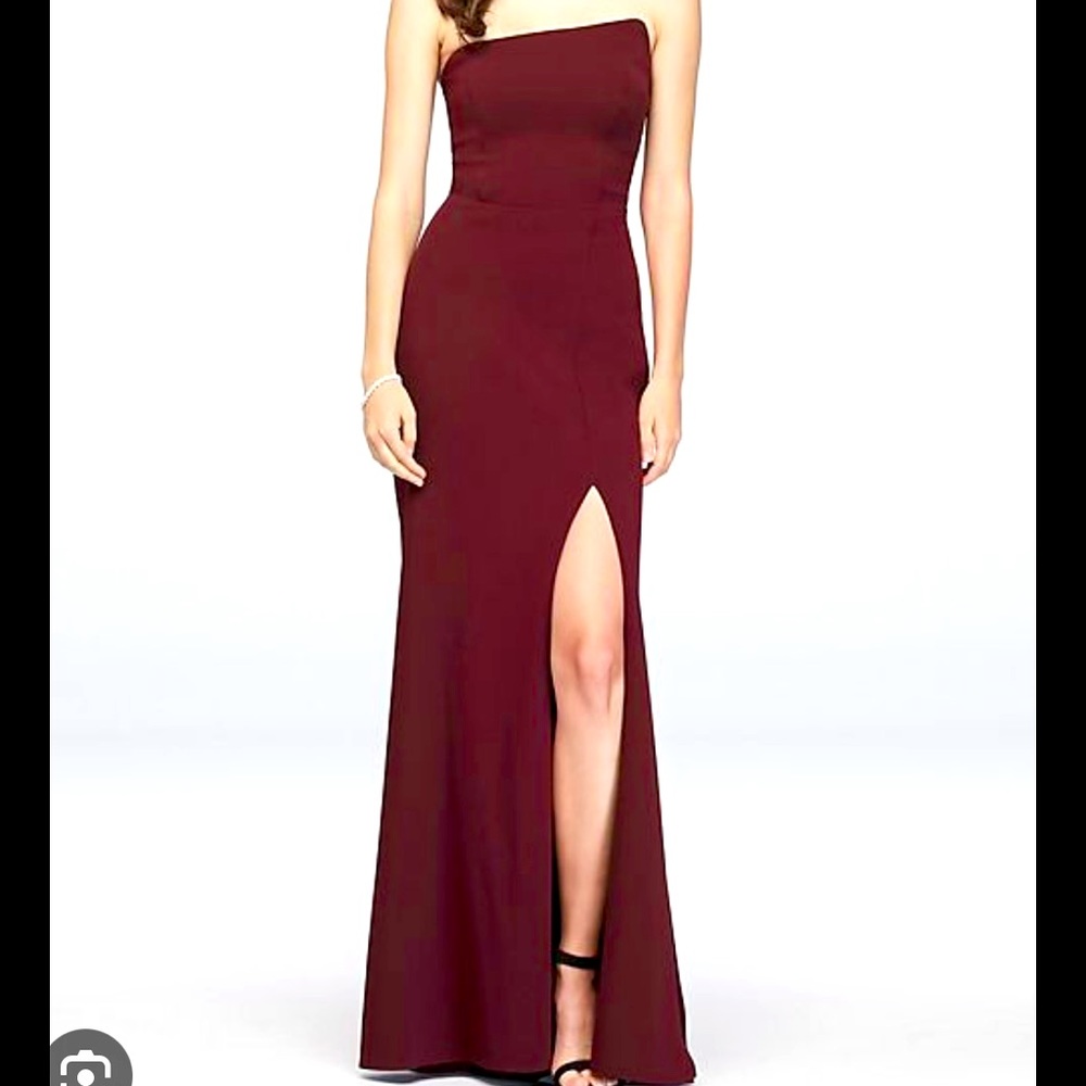 Betsy & Adam Wine Maroon Red Crepe Asymmetrical Strapless Gown NWT